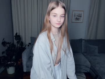 girl
        _magic_smile_ cam image #2039090