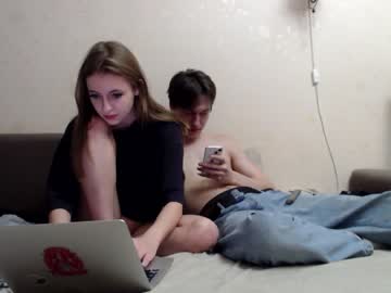 couple
        sweettt_dreams cam image #141882
