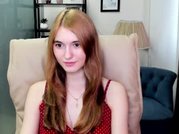 girl
        bettymango cam image #680699