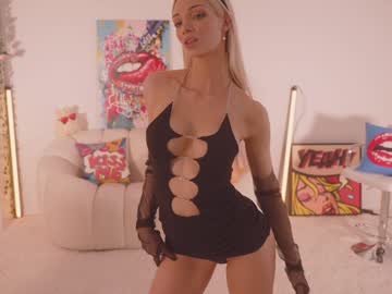 girl
        bunnydollstella cam image #3461330