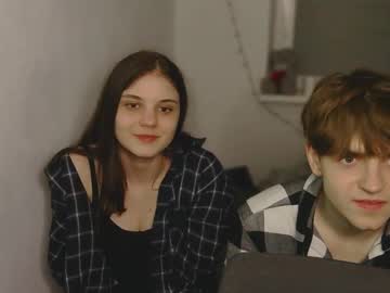 couple
        dematrix76 cam image #4227570