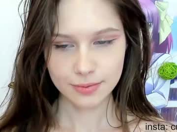 girl
        avrora_deis cam image #2447545