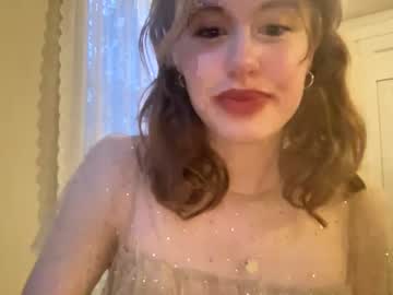 girl
        itsmiralou cam image #914432