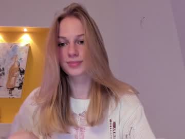girl
        magic_couple13 cam image #2261867