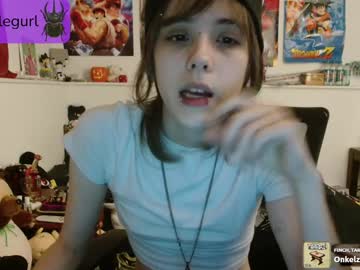 girl
        beetlegurl cam image #3290009