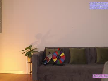 girl
        newmollybrooke cam image #2250172