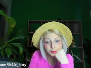 girl
        lit1le_kitty_ cam image #578323