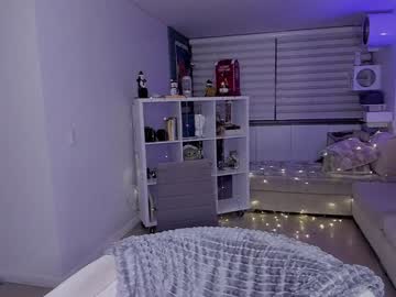 girl
        lonelly_lolly98 cam image #3845208
