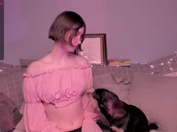 girl
        katkittykate cam image #1476345