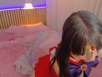 girl
        little_effy18 cam image #1876580