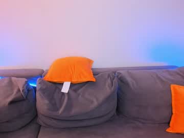 girl
        lina_sune cam image #3190378