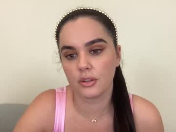 girl
        gia_is_horny cam image #1695923