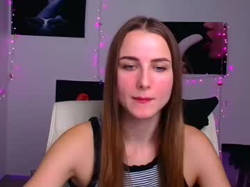 girl
        milly_liss cam image #3573752