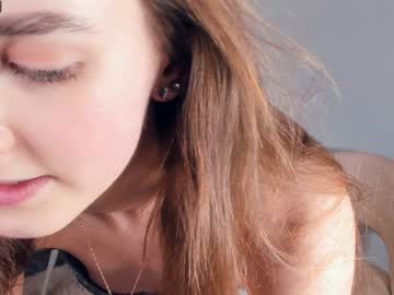 girl
        chillsea cam image #2276687