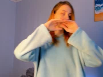 girl
        sheenaeastes cam image #2725362