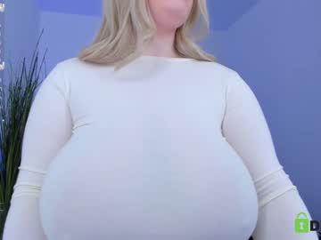 girl
        roxxanne_foxy cam image #488915