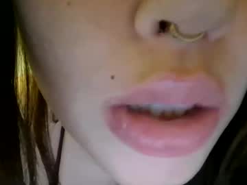 girl
        ryleeryders cam image #4243198