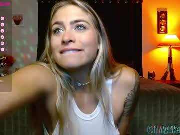 girl
        ohmyalexandria cam image #1027858