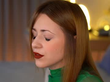 girl
        dietmountaindew_ cam image #3909846