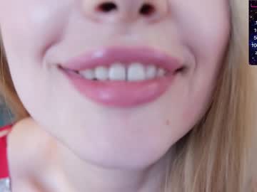 girl
        love_you_to123 cam image #1150994