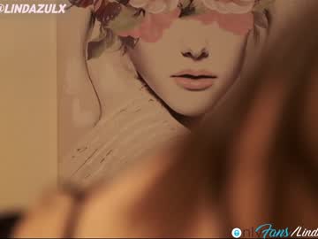 girl
        lindabluee cam image #924257