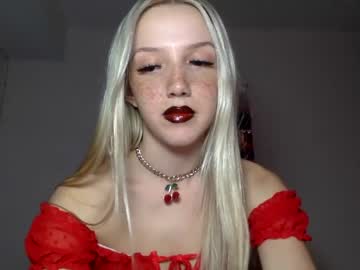girl
        riababe cam image #570328