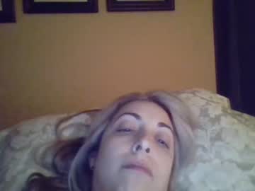 girl
        talia_fiore cam image #27671