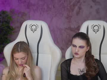 girl
        anabel054 cam image #4015219