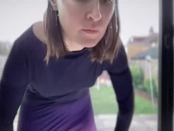 girl
        eatmypie69 cam image #4042895