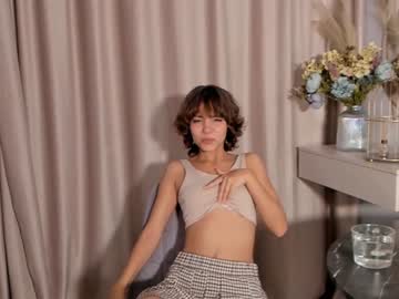 girl
        lenaelisabeth cam image #1942793