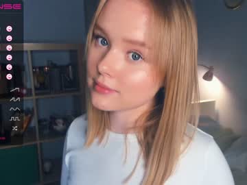 girl
        sun_shiiine cam image #870196