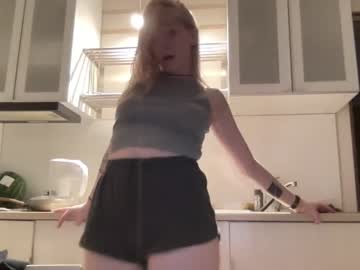 girl
        crystallluna cam image #1407061