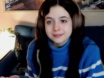girl
        nessa_more cam image #459304