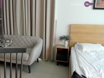 girl
        hee_jin cam image #2719792
