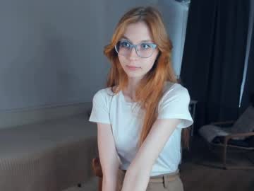 girl
        ballarising cam image #2932111
