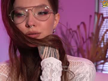 girl
        _deepthroatgalactica cam image #1255717