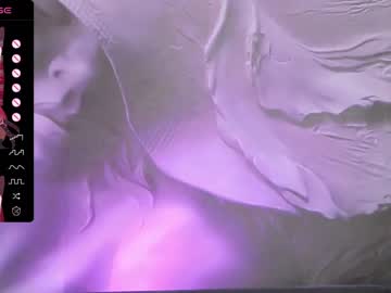 girl
        xenomy cam image #2407883