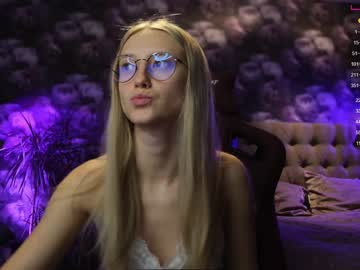 girl
        angeellina cam image #578432