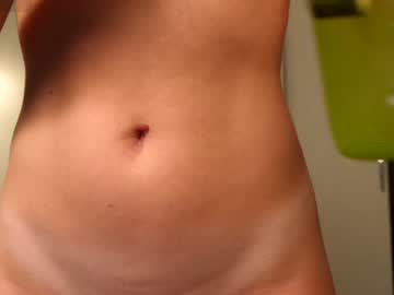 girl
        ronny_ponny cam image #3416954