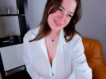 girl
        elletteheap cam image #4211051