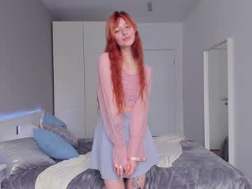 girl
        jennifer_ewans cam image #1097510