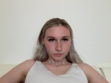 girl
        petiteblondie13 cam image #2805865