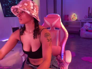 girl
        princess_cece cam image #3979691