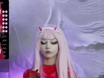 girl
        xenomy cam image #2580251