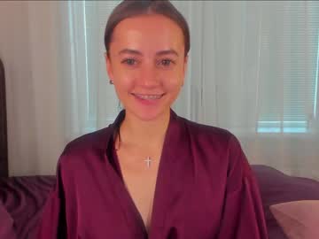 girl
        angelina_new cam image #1767187