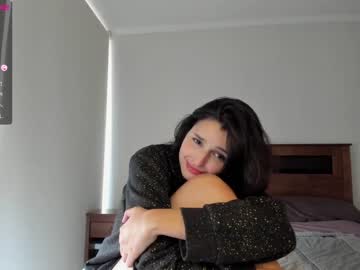 girl
        yourfreakygirl cam image #1243420