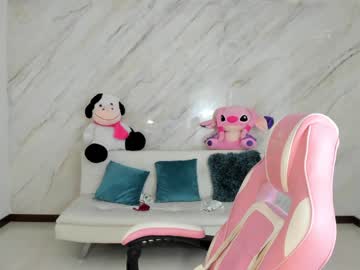 girl
        allisonpalmer cam image #1965520