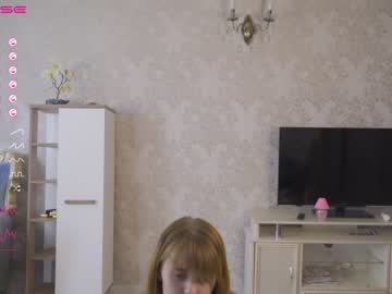 girl
        aprilclark cam image #1216801