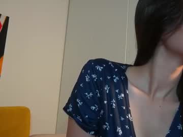 girl
        seulbi cam image #4210797