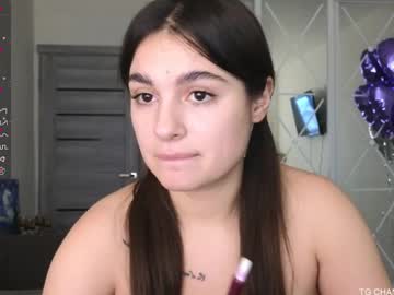girl
        jessiexxi cam image #3923052